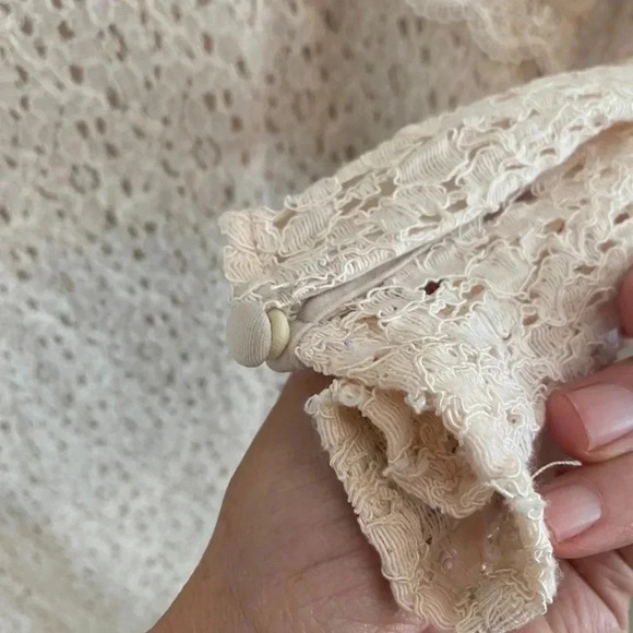 Hawthorn Womens Cream Lace Top - Picture 4 of 10